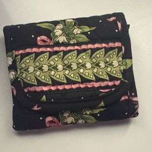 Vera Bradley floral bow wallet